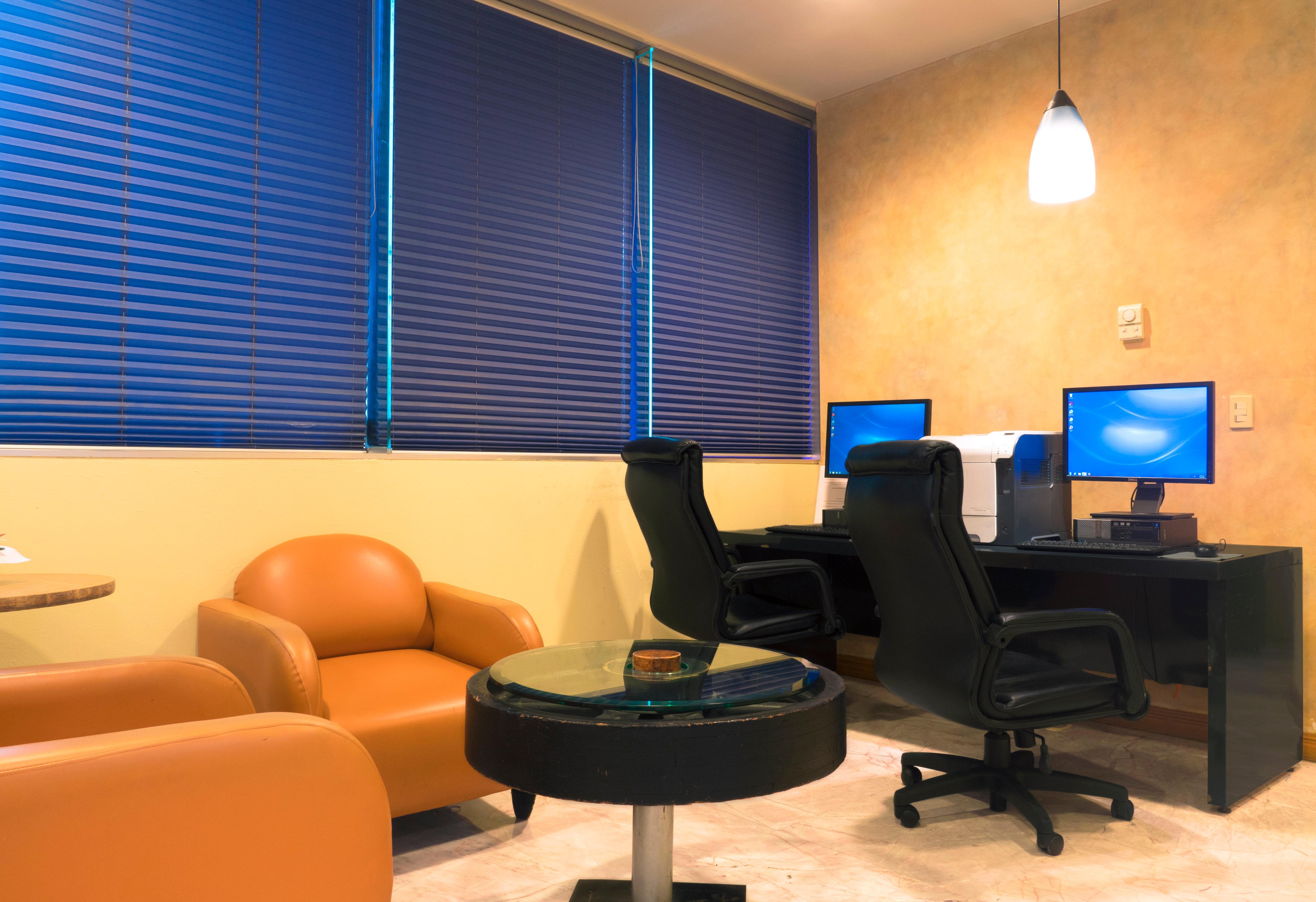 Holiday Inn Monterrey-Parque Fundidora By Ihg Dış mekan fotoğraf A business center at a hotel